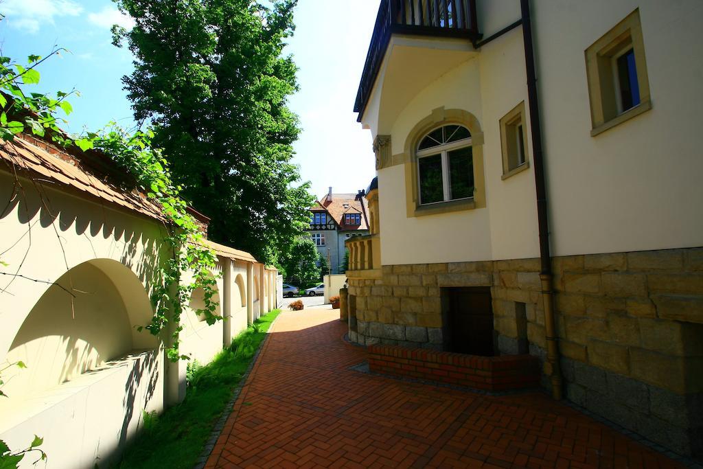 Hotel Palacyk Legnica Exterior foto