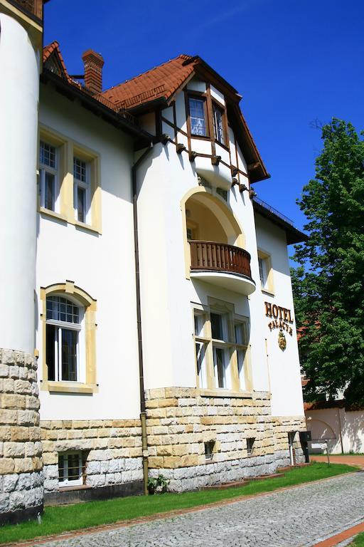 Hotel Palacyk Legnica Exterior foto